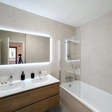 Tauari - - Les Perrieres Apartment *